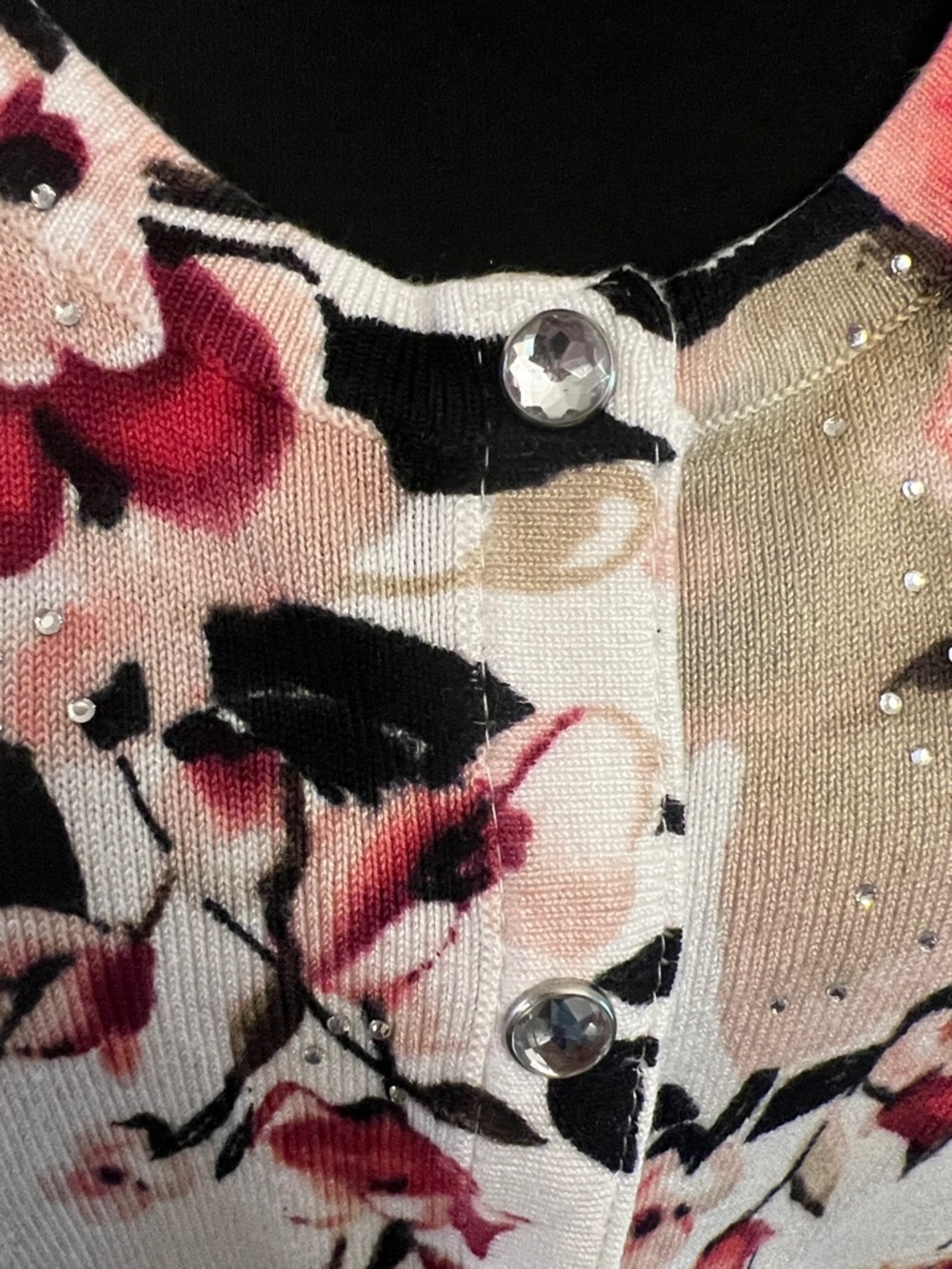 White House Black Market Pink & White Floral Button Cardigan - Picture 7 of 8